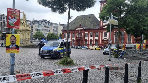 German police shoot and injure man who attacked far-right demo with a knife